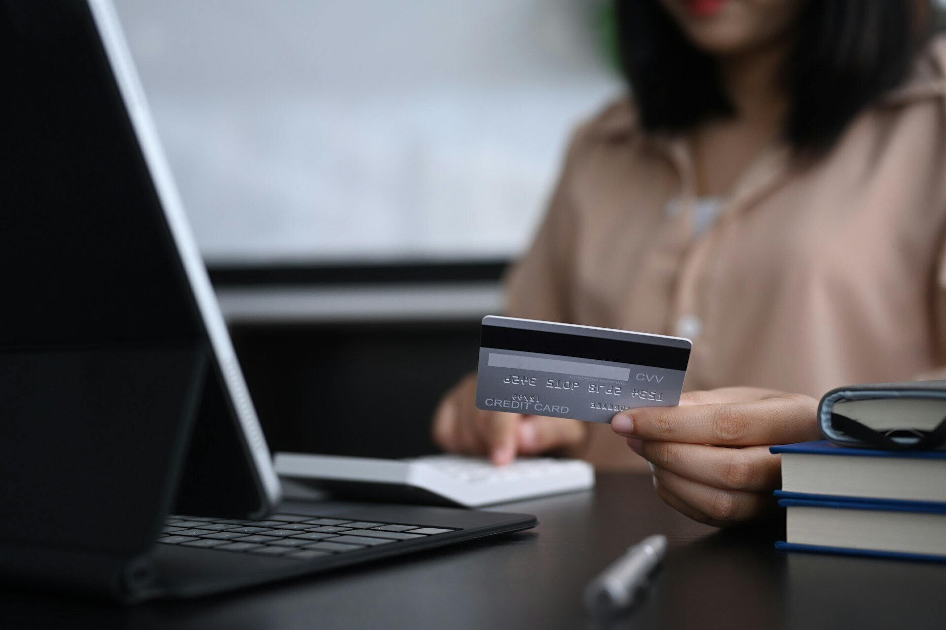 Мікропозики для туристів: як отримати кредит для подорожей по Київській області Мікропозики для туристів: як отримати кредит для подорожей по Київській області